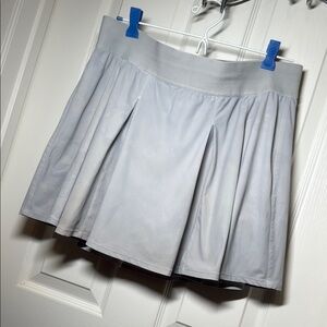 Lululemon tennis skirt. Size 10.